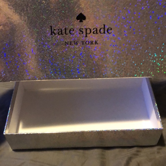 Kate Spade Hand pouch purse - Picture 2 of 5